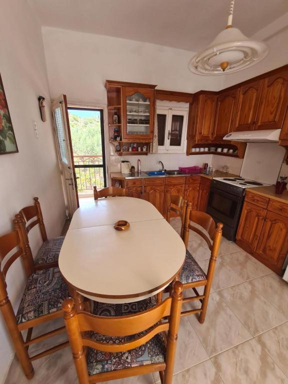 Το Κτήμα Της Ελιάς Του Τάκη Guest House Paralia Demonias ภายนอก รูปภาพ
