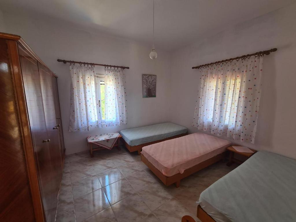 Το Κτήμα Της Ελιάς Του Τάκη Guest House Paralia Demonias ภายนอก รูปภาพ