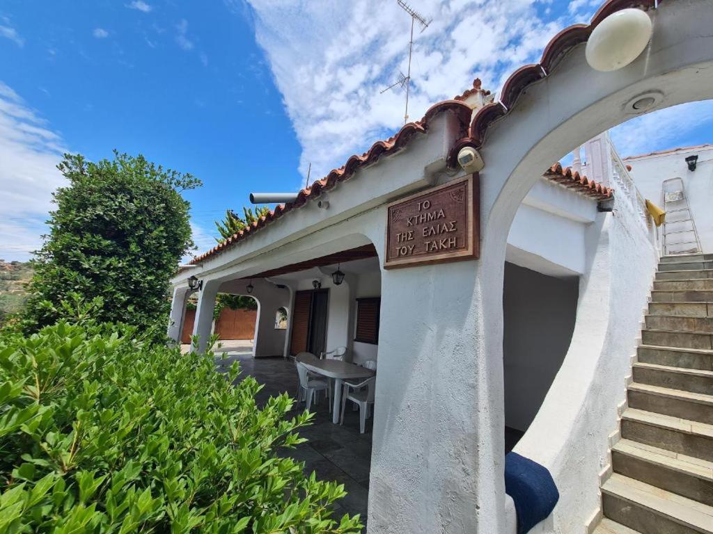 Το Κτήμα Της Ελιάς Του Τάκη Guest House Paralia Demonias ภายนอก รูปภาพ